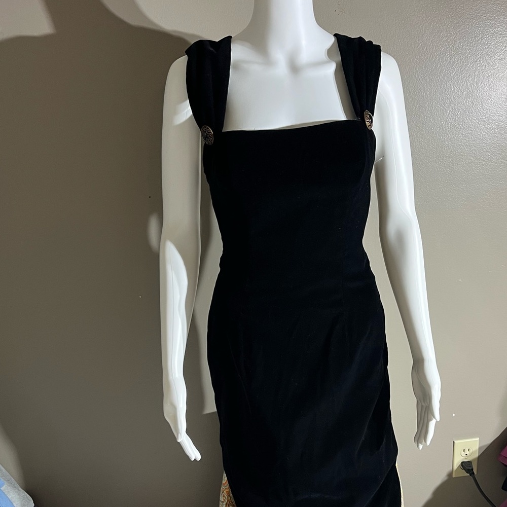 VINTAGE Francais Huey Waltzer Gorgeous Black Velvet Cocktail Sheath Midi Dress
